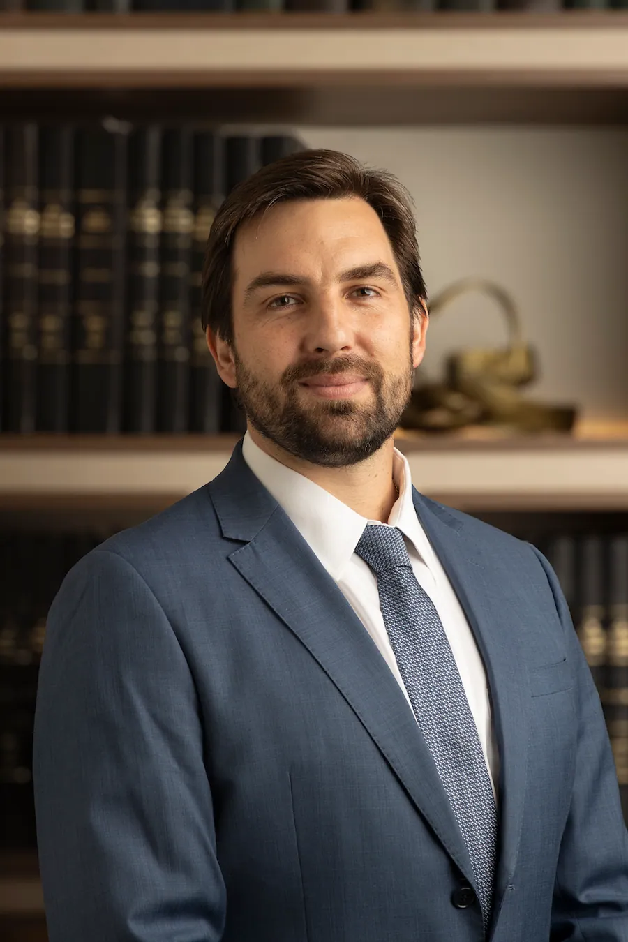 Esc. Dr. Martín Falcioni Difiuri